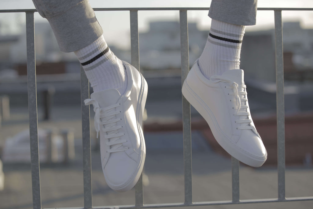 Weiße Sneaker: Der ewige Lieblingsschuh der Mode